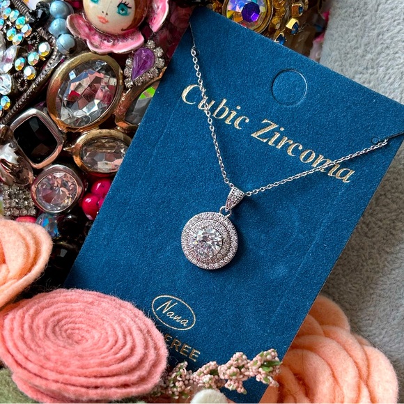 NWT Silver Necklace Cubic Zirconia Pendant - Picture 2 of 6